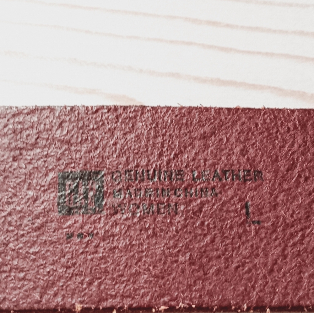 GAP Burgundy Leather Belt Brass Tone Buckle Women's Large - Picture 8 of 10
